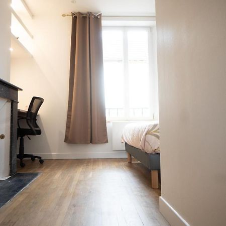 Appartement Cozy Avec Stationnement Gratuit Saint-André-les-Vergers Exteriör bild