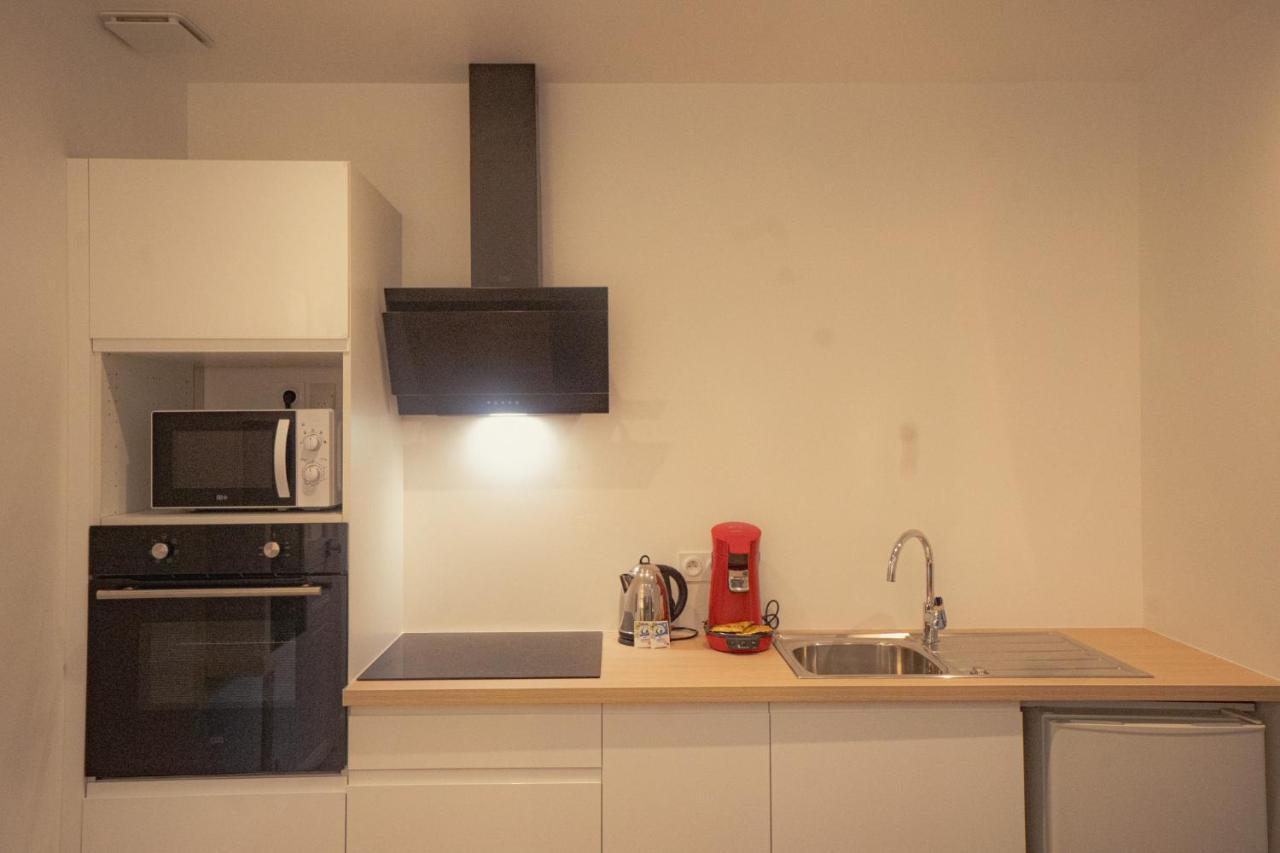 Appartement Cozy Avec Stationnement Gratuit Saint-André-les-Vergers Exteriör bild