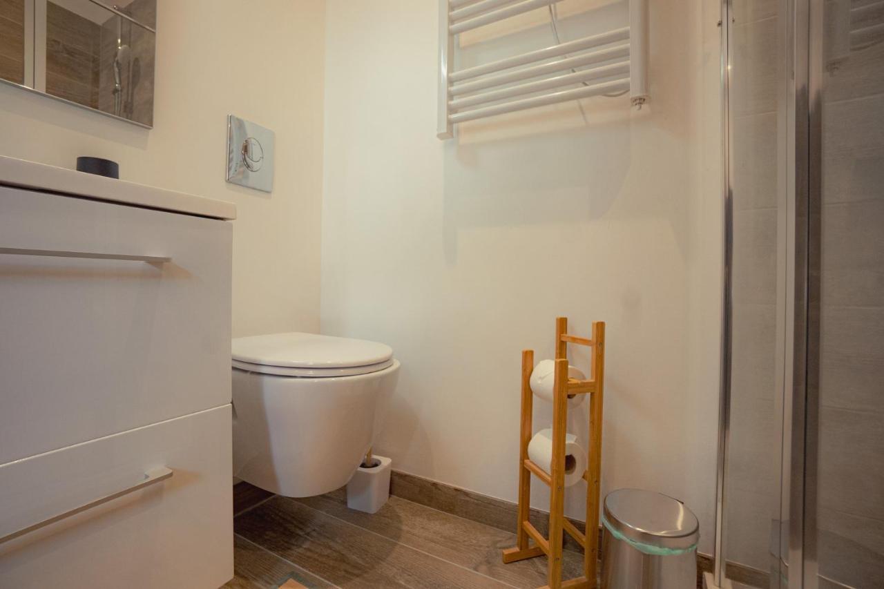 Appartement Cozy Avec Stationnement Gratuit Saint-André-les-Vergers Exteriör bild