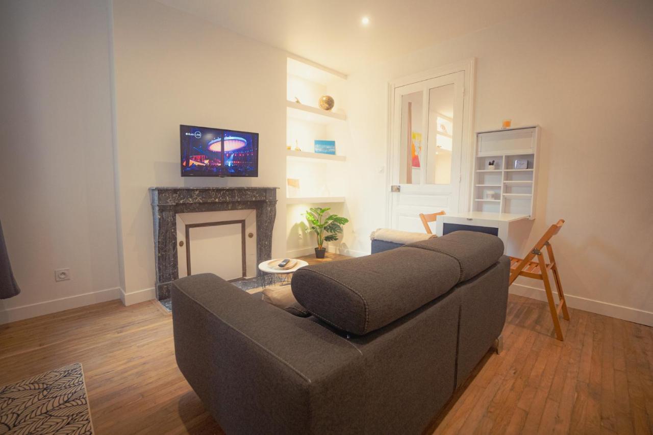 Appartement Cozy Avec Stationnement Gratuit Saint-André-les-Vergers Exteriör bild